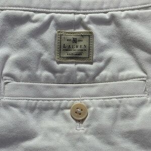 Lauren Ralph Lauren Shorts Women’s 12 White Cotton Short Chino Flat Front Cuffed
